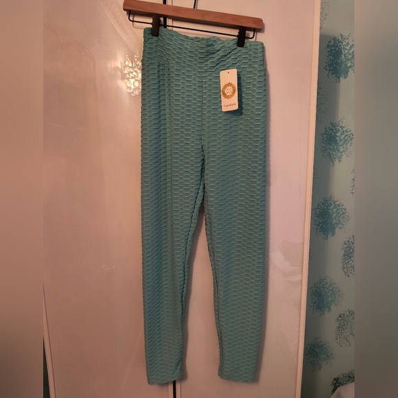 Mint Green Textured Leggings Sz M - Picture 4 of 6
